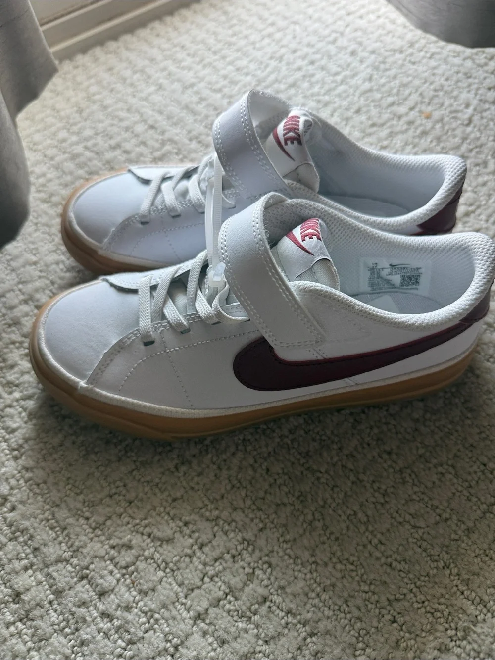 Nike Kids White & Maroon Low-Top Sneakers with Gum Sole